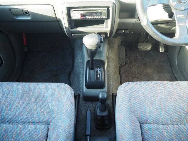 1999 Suzuki Jimny JDM car for sale — photo 9 of 20