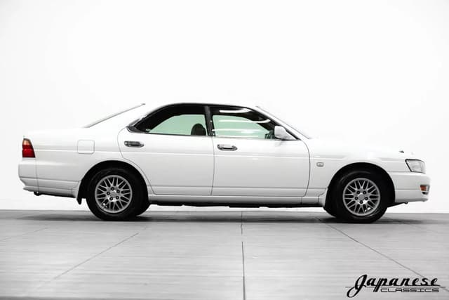 1997 Nissan Laurel JDM car for sale — photo 5 of 25