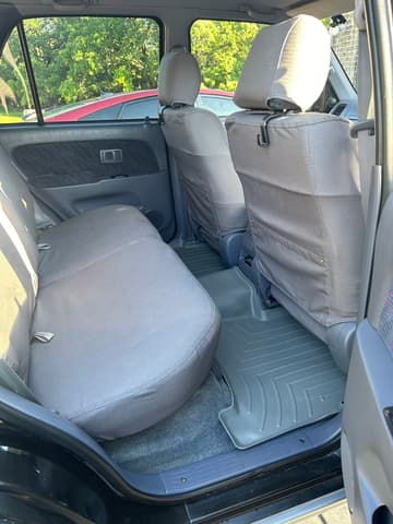 1997 Toyota Hilux Surf JDM car for sale — photo 10 of 23