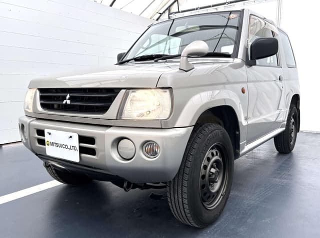 1999 Mitsubishi Pajero Mini JDM car for sale — photo 2 of 25