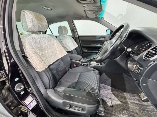 2001 Toyota Verossa JDM car for sale — photo 11 of 25