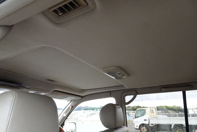 2001 Toyota Land Cruiser JDM car for sale — photo 24 of 25