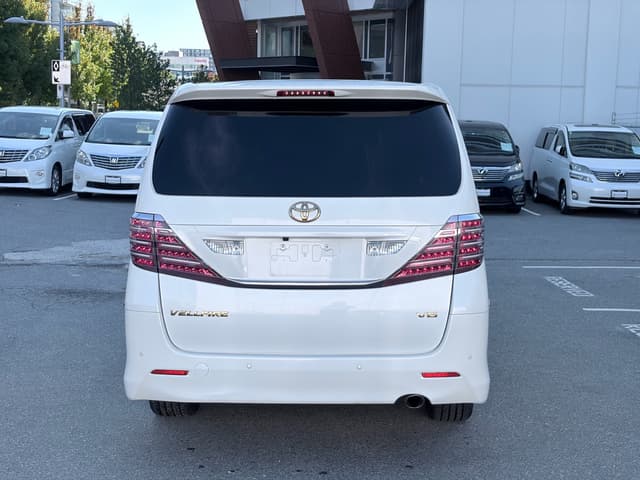 2010 Toyota Vellfire JDM car for sale — photo 6 of 21