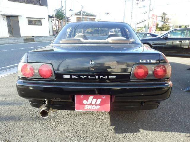 1990 Nissan Skyline JDM car for sale — photo 10 of 20