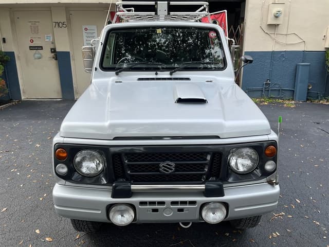 1998 Suzuki Jimny JDM car for sale — photo 2 of 17