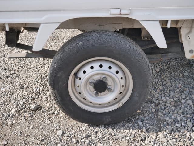 2001 Suzuki Carry JDM car for sale — photo 22 of 25