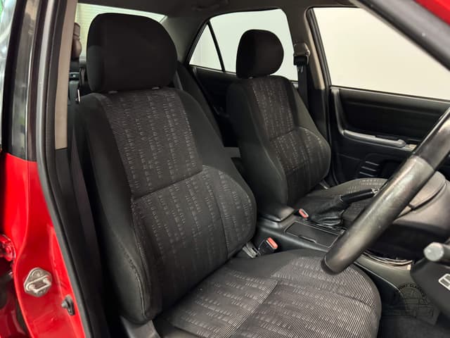 1999 Toyota Altezza JDM car for sale — photo 24 of 25