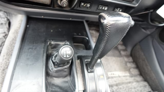 1993 Toyota Land Cruiser JDM car for sale — photo 8 of 11