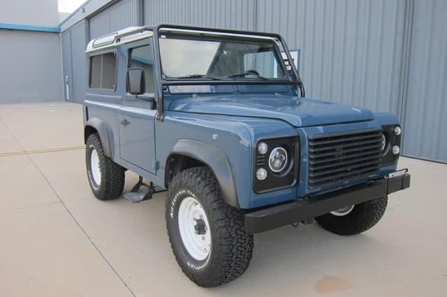 1997 Land Rover Defender JDM car for sale — photo 10 of 25