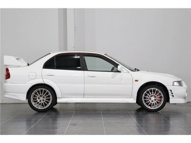 1999 Mitsubishi Lancer Evolution JDM car for sale — photo 4 of 25