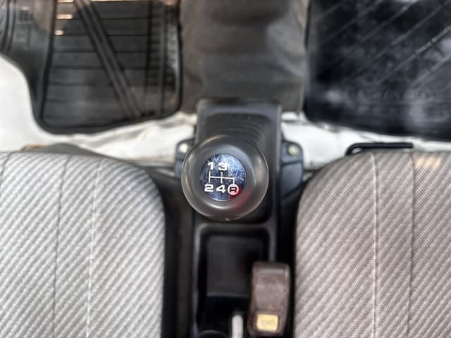 1993 Daihatsu Hijet JDM car for sale — photo 23 of 25