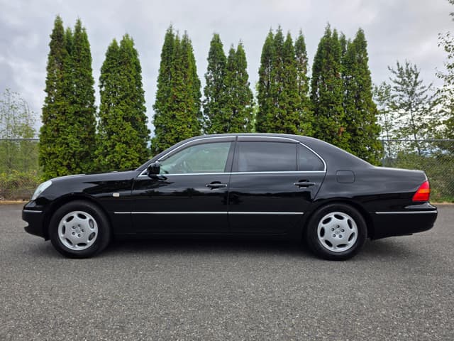 2001 Toyota Celsior JDM car for sale — photo 2 of 13