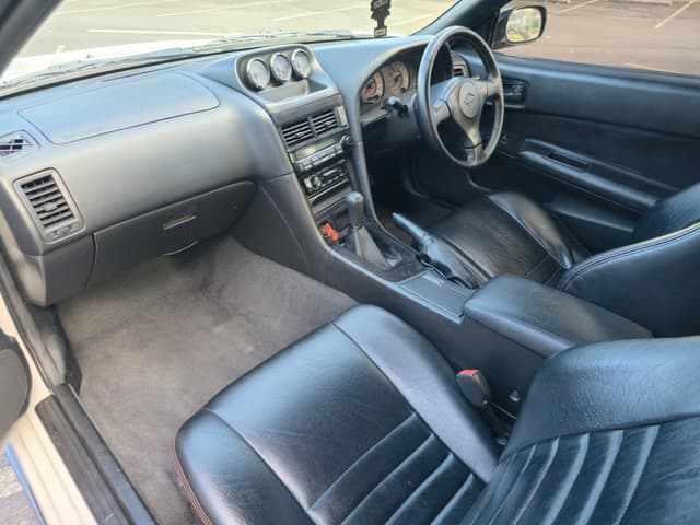 1998 Nissan Skyline JDM car for sale — photo 5 of 10