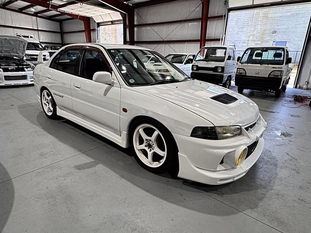 1997 Mitsubishi Lancer Evolution JDM car for sale — photo 7 of 10