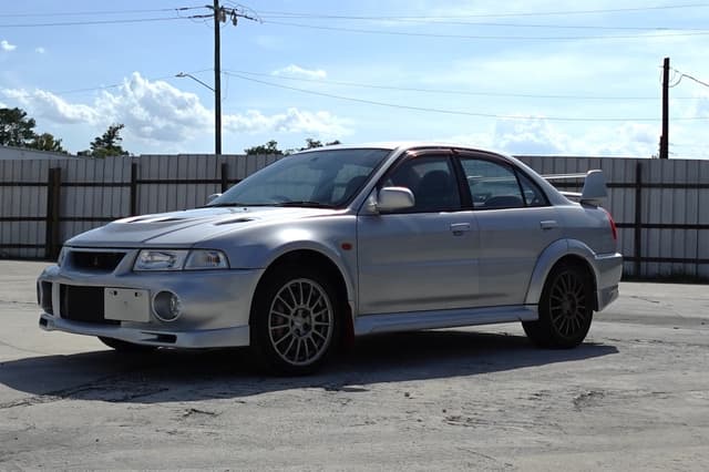2000 Mitsubishi Lancer Evolution JDM car for sale — photo 13 of 21