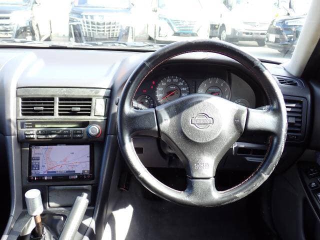 1998 Nissan Skyline JDM car for sale — photo 18 of 20