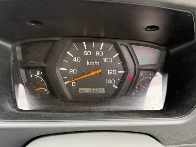 2000 Mitsubishi Minicab JDM car for sale — photo 22 of 25