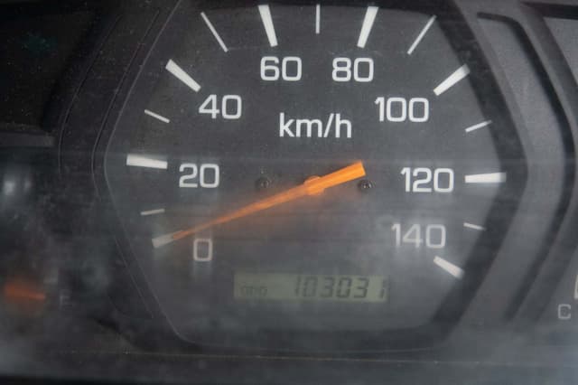 1999 Mitsubishi Minicab JDM car for sale — photo 15 of 18