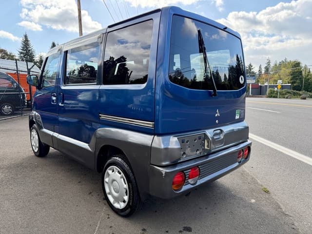 1999 Mitsubishi Town Box JDM car for sale — photo 6 of 25