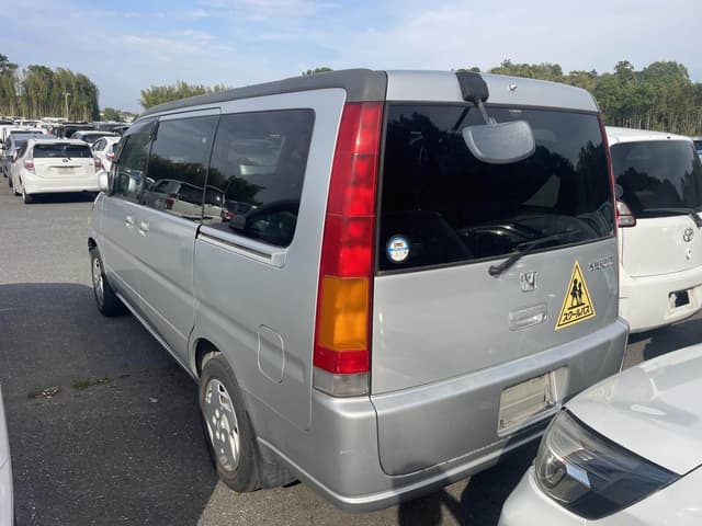 2000 Honda Stepwagon JDM car for sale — photo 3 of 10