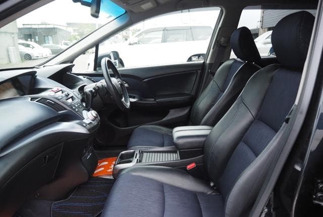 2009 Honda Odyssey JDM car for sale — photo 20 of 25