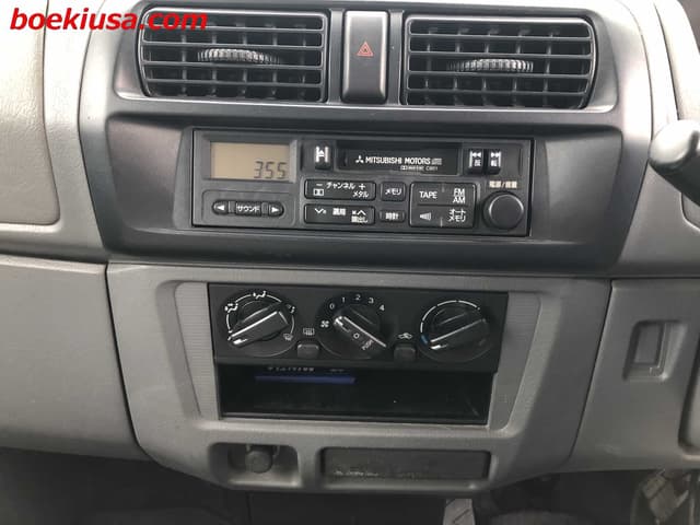 1999 Mitsubishi Town Box JDM car for sale — photo 18 of 23