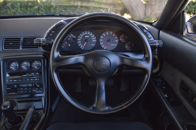 1989 Nissan Skyline JDM car for sale — photo 22 of 25