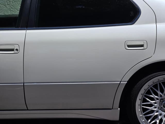 1999 Toyota Celsior JDM car for sale — photo 10 of 25