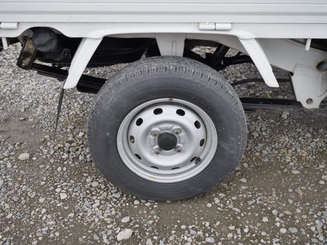2000 Daihatsu Hijet JDM car for sale — photo 23 of 25