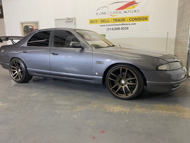 1993 Nissan Skyline JDM car for sale — photo 9 of 23