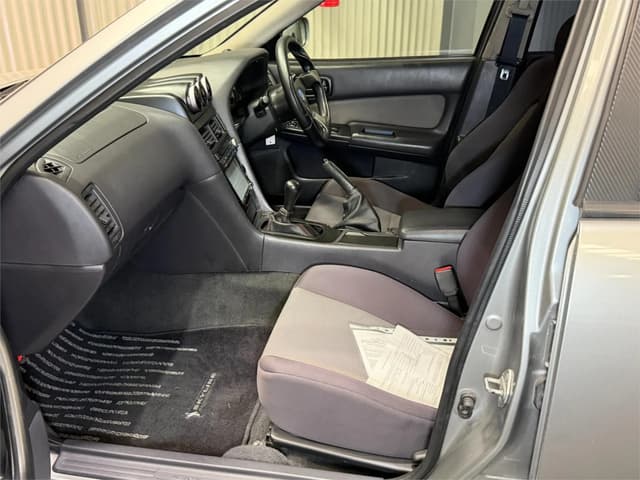 2000 Nissan Skyline JDM car for sale — photo 16 of 25