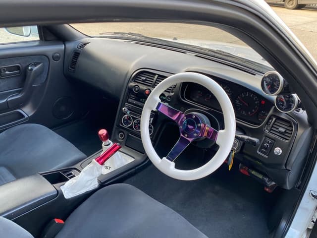 1993 Nissan Skyline JDM car for sale — photo 15 of 25