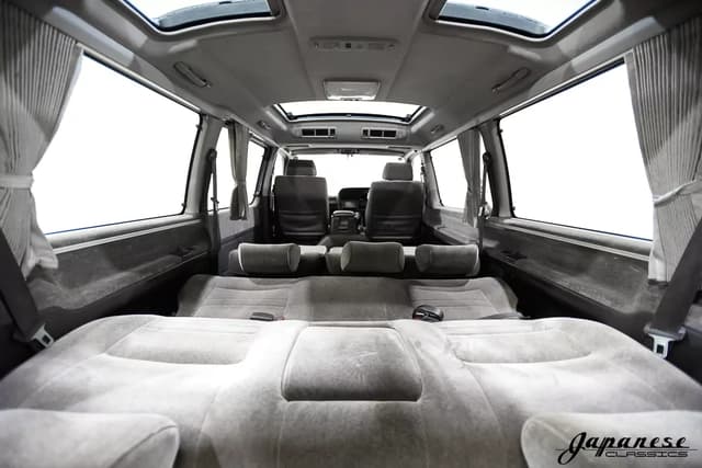 1995 Toyota HiAce JDM car for sale — photo 21 of 25