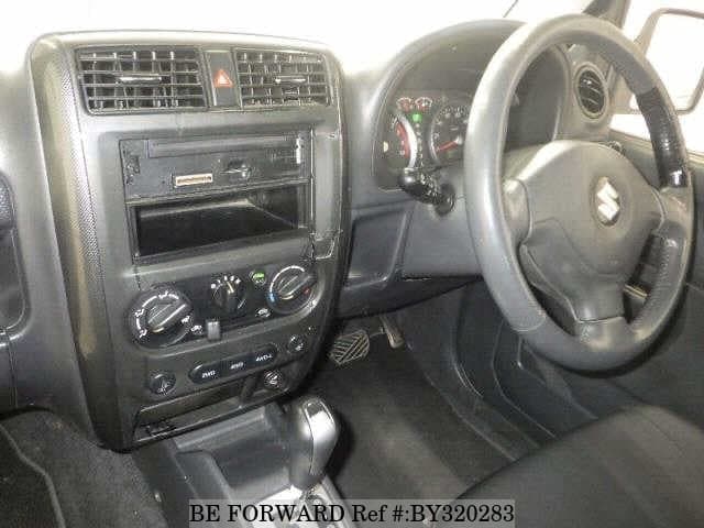 2006 Suzuki Jimny JDM car for sale — photo 3 of 6