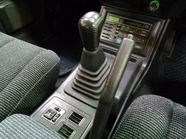 1990 Mitsubishi Galant JDM car for sale — photo 16 of 25