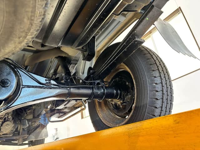 1996 Daihatsu Hijet JDM car for sale — photo 21 of 25