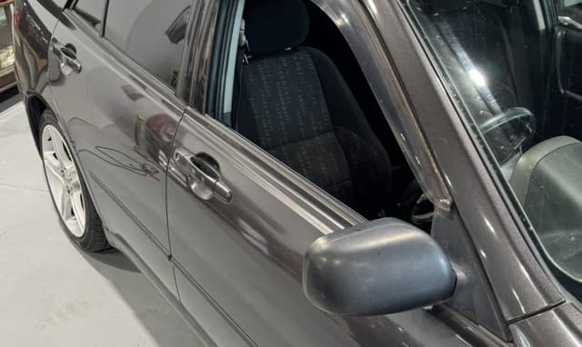 1998 Toyota Altezza JDM car for sale — photo 2 of 25