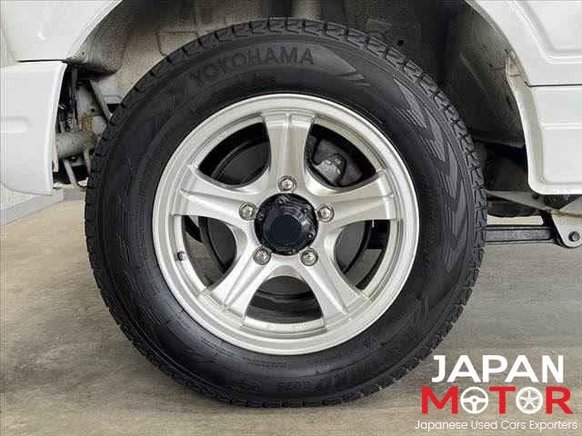 1998 Suzuki Jimny JDM car for sale — photo 24 of 25