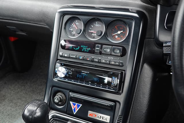 1990 Nissan Skyline JDM car for sale — photo 24 of 25