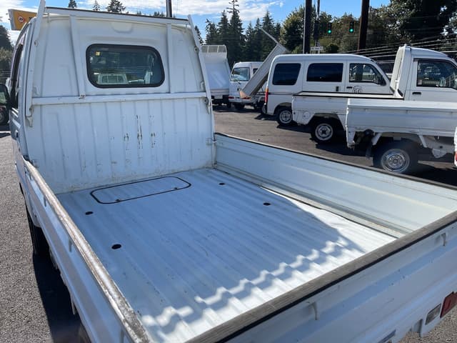 1997 Mitsubishi Minicab JDM car for sale — photo 14 of 25