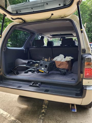1998 Toyota Hilux Surf JDM car for sale — photo 12 of 25