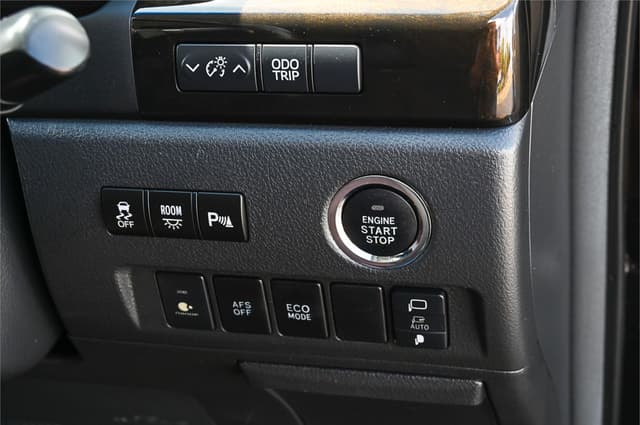 2012 Toyota Alphard JDM car for sale — photo 19 of 25