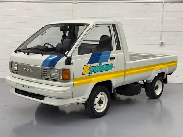 1989 Toyota Townace JDM car for sale — photo 10 of 10