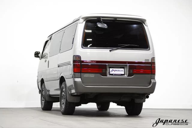 1995 Toyota HiAce JDM car for sale — photo 6 of 25