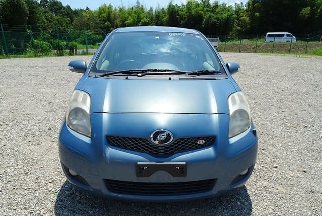 2008 Toyota Vitz JDM car for sale — photo 8 of 25