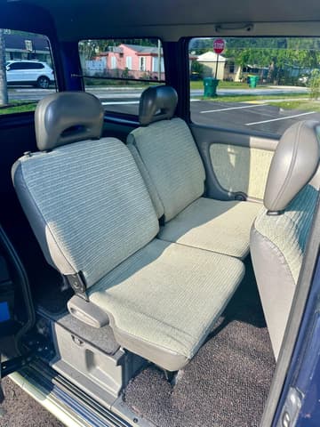 1998 Suzuki Every JDM car for sale — photo 12 of 17
