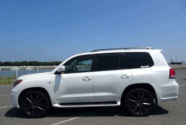 2008 Toyota Land Cruiser JDM car for sale — photo 2 of 25