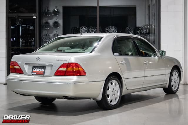 2001 Toyota Celsior JDM car for sale — photo 10 of 21