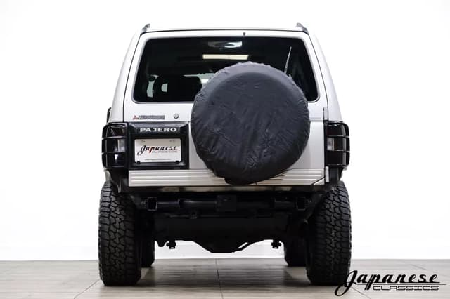 1997 Mitsubishi Pajero JDM car for sale — photo 7 of 25