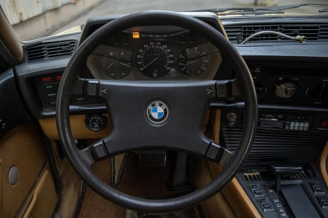1977 Bmw JDM car for sale — photo 20 of 25